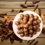 Γλυκά Χριστούγεννα με Vegan Μελομακάρονα